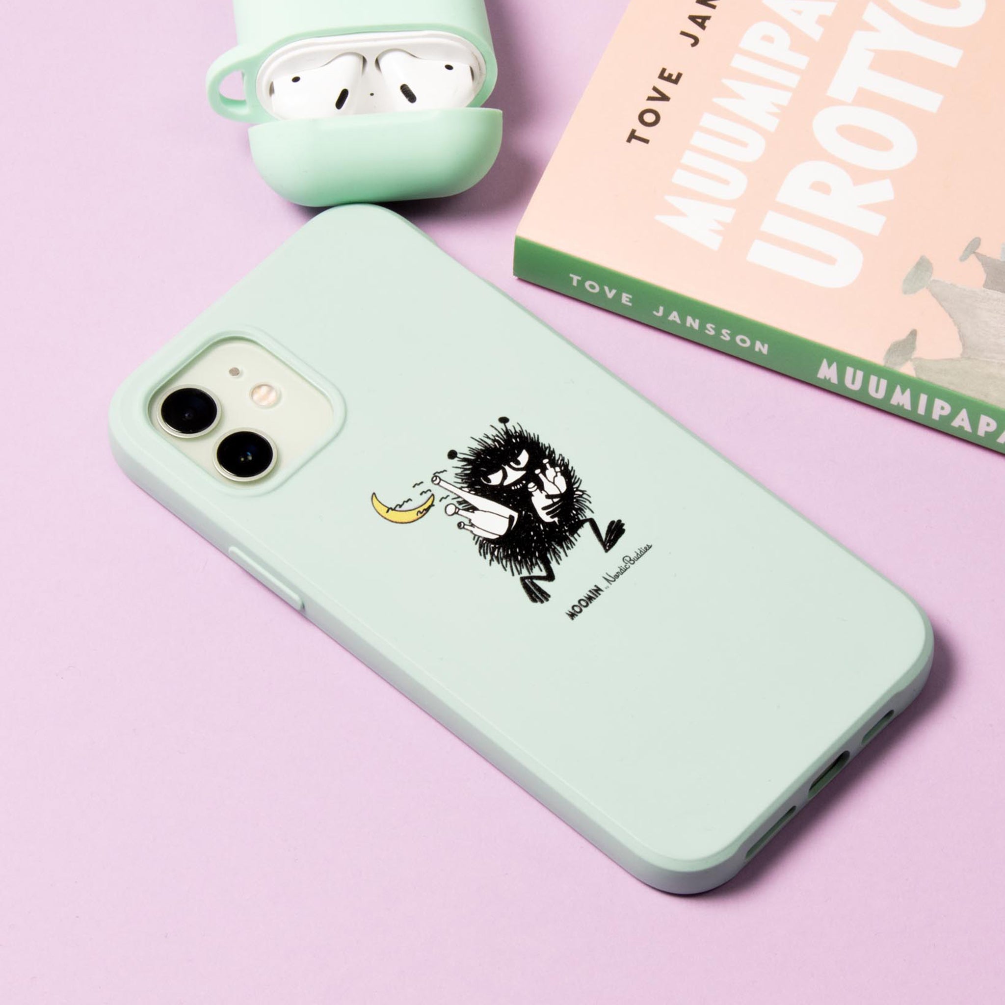 Stinky's Getaway iPhone Case Biodegradeable | Official Moomin Product Nordicbuddies Stinky's Getaway iPhone Case Biodegradeable | Official Moomin Product Nordicbuddies